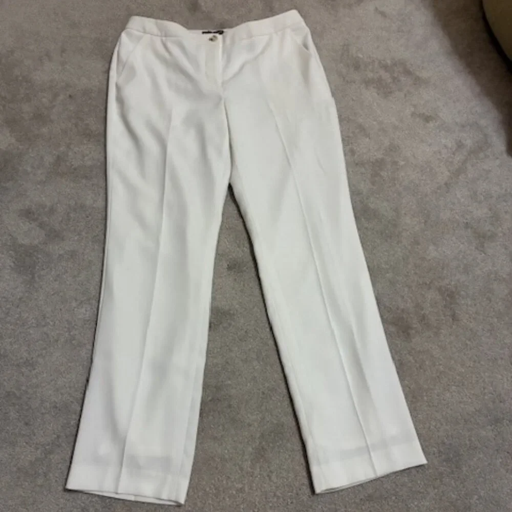 Karl Lagerfeld Paris White Dress Pants – Effortless Glamour Meets Luxe Comfort - Picture 5 of 7